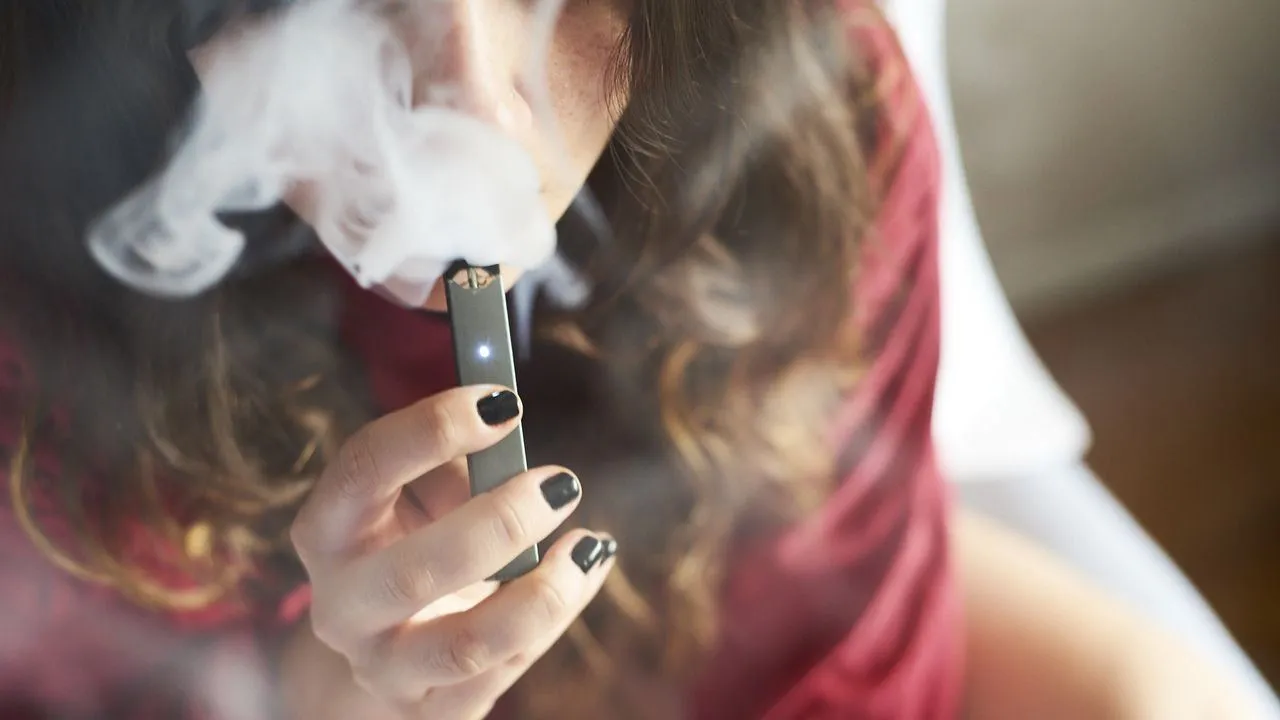 Potential Risks of Vaping at High Wattages.webp